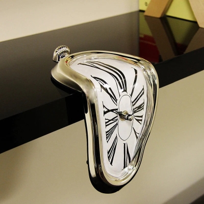 Salvador Dali Melting Clock Eriyen Saat Altın